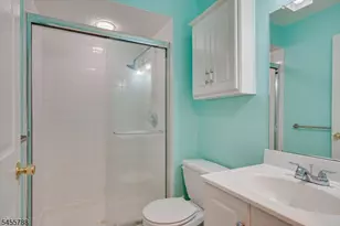 59 Woodhill St, Franklin Township, NJ 08873 - Photo 17