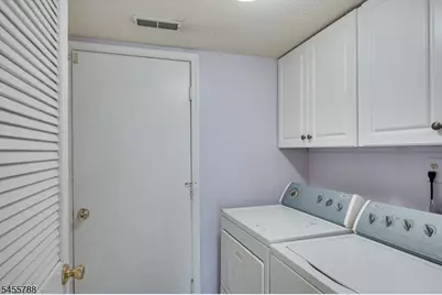 59 Woodhill St, Franklin Township, NJ 08873 - Photo 15