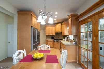 97 Fisher Dr, Hillsborough Township, NJ 08844 - Photo 9