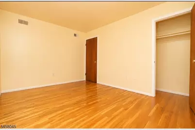 839 Walnut St, Roselle, NJ 07203 - Photo 9