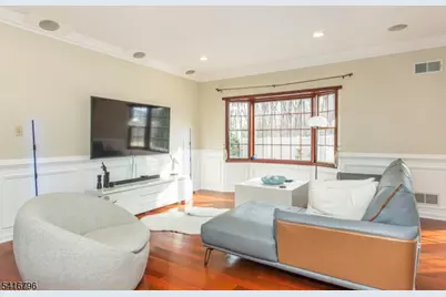 35 Waughaw Rd, Montville Township, NJ 07082 - Photo 11