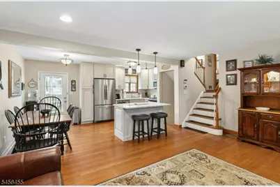 299 Stoughton Ave, Cranford Township, NJ 07016 - Photo 7