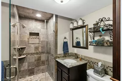 299 Stoughton Ave, Cranford Township, NJ 07016 - Photo 17