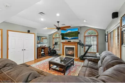 299 Stoughton Ave, Cranford Township, NJ 07016 - Photo 15