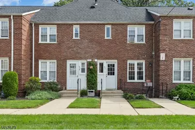 43 A Parkway Village #A, Cranford Township, NJ 07016 - Photo 3