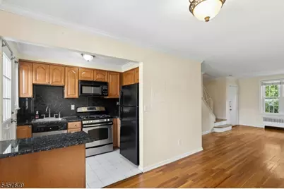 43 A Parkway Village #A, Cranford Township, NJ 07016 - Photo 15