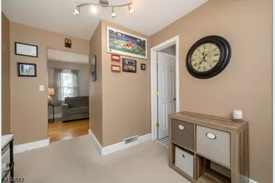 230 Jones Pl, Linden, NJ 07065 - Photo 15
