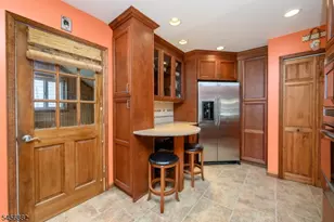 230 Jones Pl, Linden, NJ 07065 - Photo 11