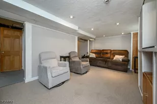 230 Jones Pl, Linden, NJ 07065 - Photo 25