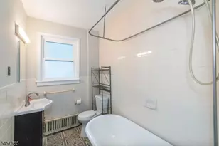 157 Walnut St, Montclair, NJ 07042 - Photo 5