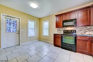 138 Hamburg Turnpike, Bloomingdale, NJ 07403 - Photo 11
