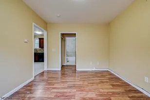 138 Hamburg Turnpike, Bloomingdale, NJ 07403 - Photo 17
