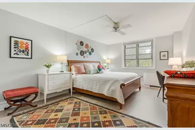 530 Valley Rd #6P, Montclair, NJ 07043 - Photo 17