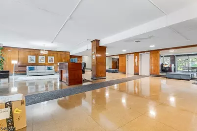 530 Valley Rd #6P, Montclair, NJ 07043 - Photo 5