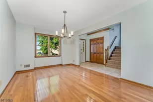 40 Thatcher Ave, Franklin Township, NJ 08886 - Photo 5