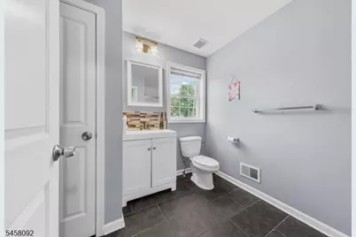 586 Dial Ave, Piscataway Township, NJ 08854 - Photo 15