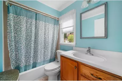 94 Woodlawn Ave, Bridgewater, NJ 08807 - Photo 23