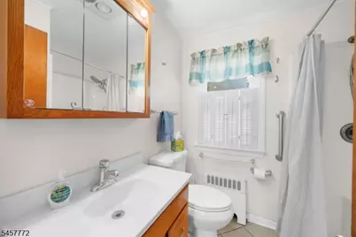 94 Woodlawn Ave, Bridgewater, NJ 08807 - Photo 27