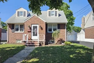 102 W Oldis St, Rochelle Park Township, NJ 07662 - Photo 3