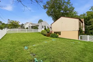 37 Hazelview Ave, Clifton, NJ 07011 - Photo 5