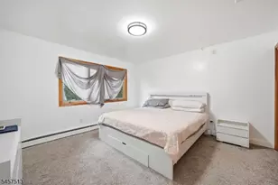 37 Hazelview Ave, Clifton, NJ 07011 - Photo 13