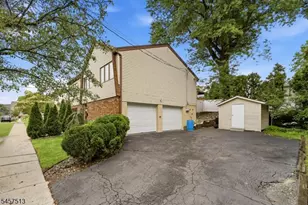 37 Hazelview Ave, Clifton, NJ 07011 - Photo 3