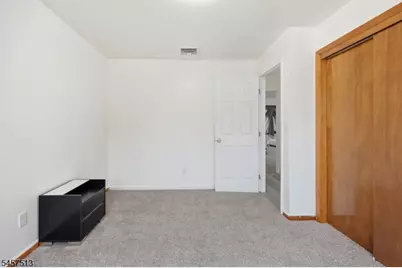 37 Hazelview Ave, Clifton, NJ 07011 - Photo 21