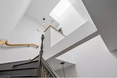 21 Union Pl Unit 3, Summit, NJ 07901 - Photo 5