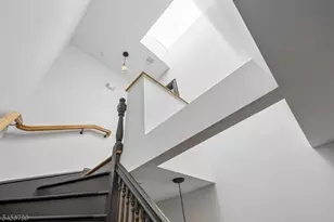 21 Union Pl, Summit, NJ 07901 - Photo 5