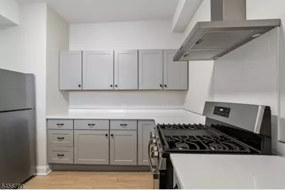 21 Union Pl Unit 3, Summit, NJ 07901 - Photo 1