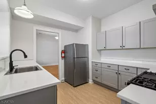 21 Union Pl, Summit, NJ 07901 - Photo 7