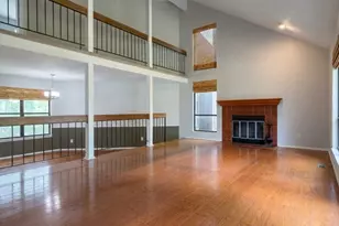 231 Kingsberry Dr, Franklin Township, NJ 08873 - Photo 3