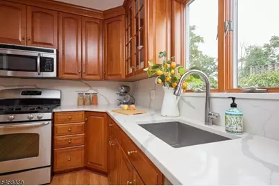 11 Winding Way, West Orange Township, NJ 07052 - Photo 21