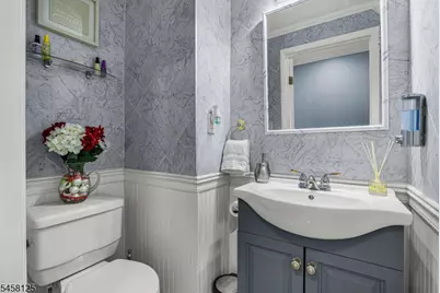 907 Mer-Edin Burg Rd, Hamilton Township, NJ 08690 - Photo 13