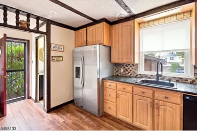 15 Charles St, Nutley, NJ 07110 - Photo 11