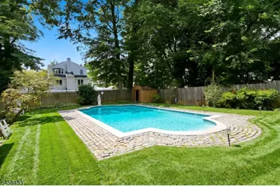 15 Charles St, Nutley, NJ 07110 - Photo 23