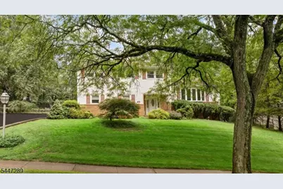 42 Aberdeen Ave, Wayne, NJ 07470 - Photo 3