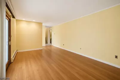 42 Aberdeen Ave, Wayne, NJ 07470 - Photo 13