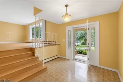 42 Aberdeen Ave, Wayne, NJ 07470 - Photo 5