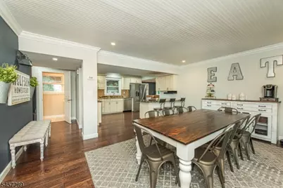 47 Biscay Dr, Mount Olive, NJ 07836 - Photo 9