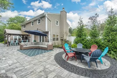 47 Biscay Dr, Mount Olive, NJ 07836 - Photo 5