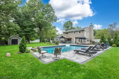 47 Biscay Dr, Mount Olive, NJ 07836 - Photo 7