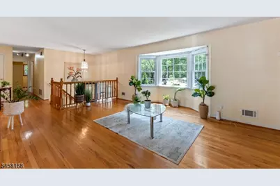 5 Yale Ct, East Brunswick Township, NJ 08816 - Photo 5