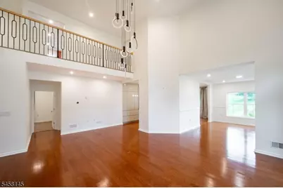 24 Bluffs Ct, Hamburg, NJ 07419 - Photo 11