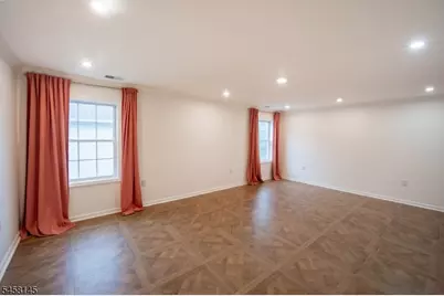 24 Bluffs Ct, Hamburg, NJ 07419 - Photo 13