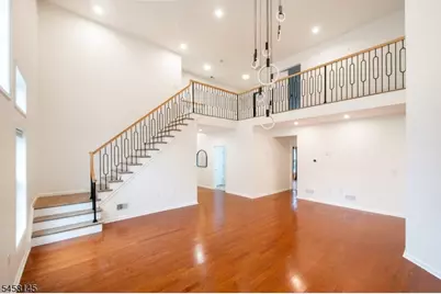 24 Bluffs Ct, Hamburg, NJ 07419 - Photo 7