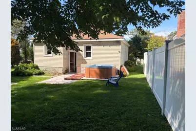 50 Clinton Ave, Mount Olive, NJ 07828 - Photo 7