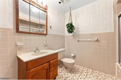 26 Lincoln St, Passaic, NJ 07055 - Photo 17