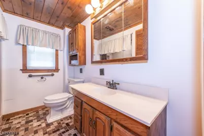 42 Ferro Monte Ave, Roxbury Township, NJ 07847 - Photo 21