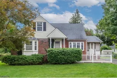 42 Ferro Monte Ave, Roxbury Township, NJ 07847 - Photo 3